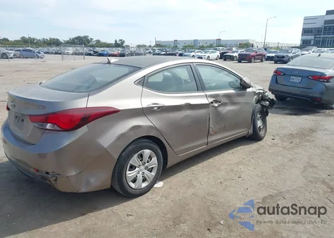 2016 Hyundai Elantra Se z USA, uszkodzony, nr VIN 5NPDH4AE8GH729937
